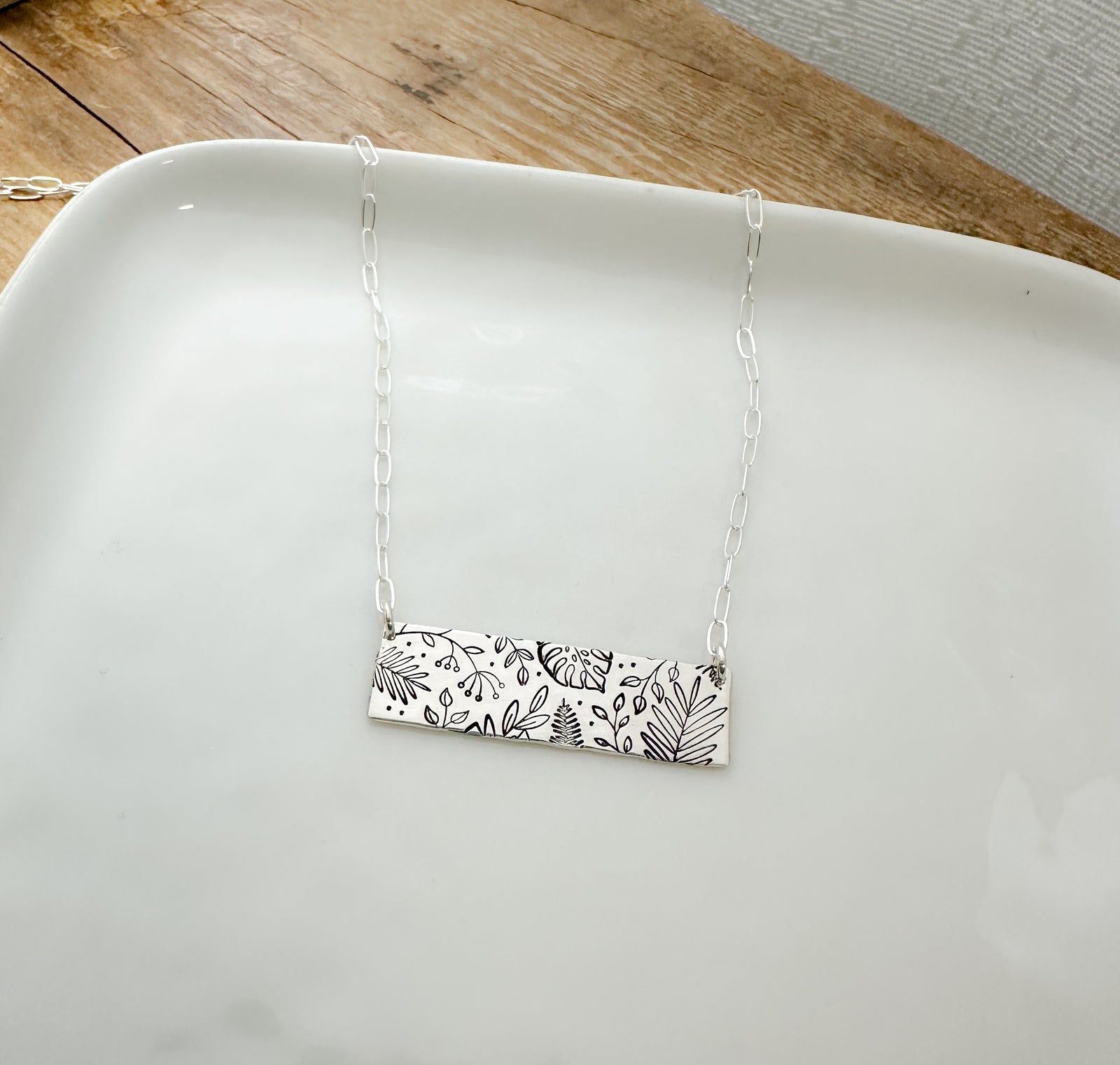 Tropical Leaves Chunky Bar Necklace